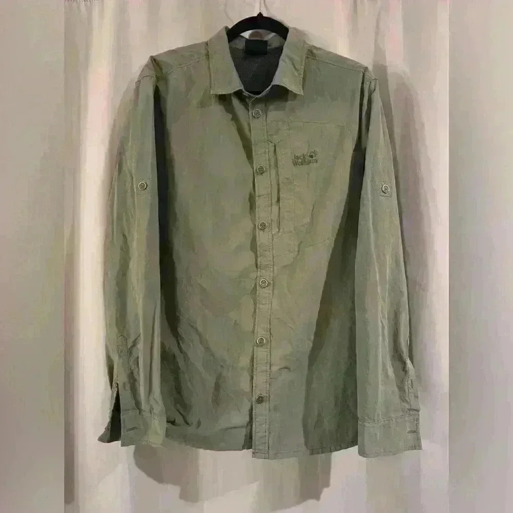 Women’s Green Jack Wolfskin Button Down
